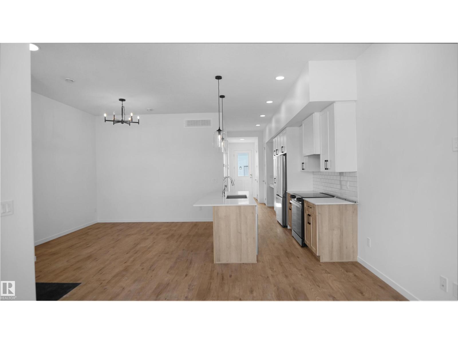 20605 42 AV NW, Edmonton