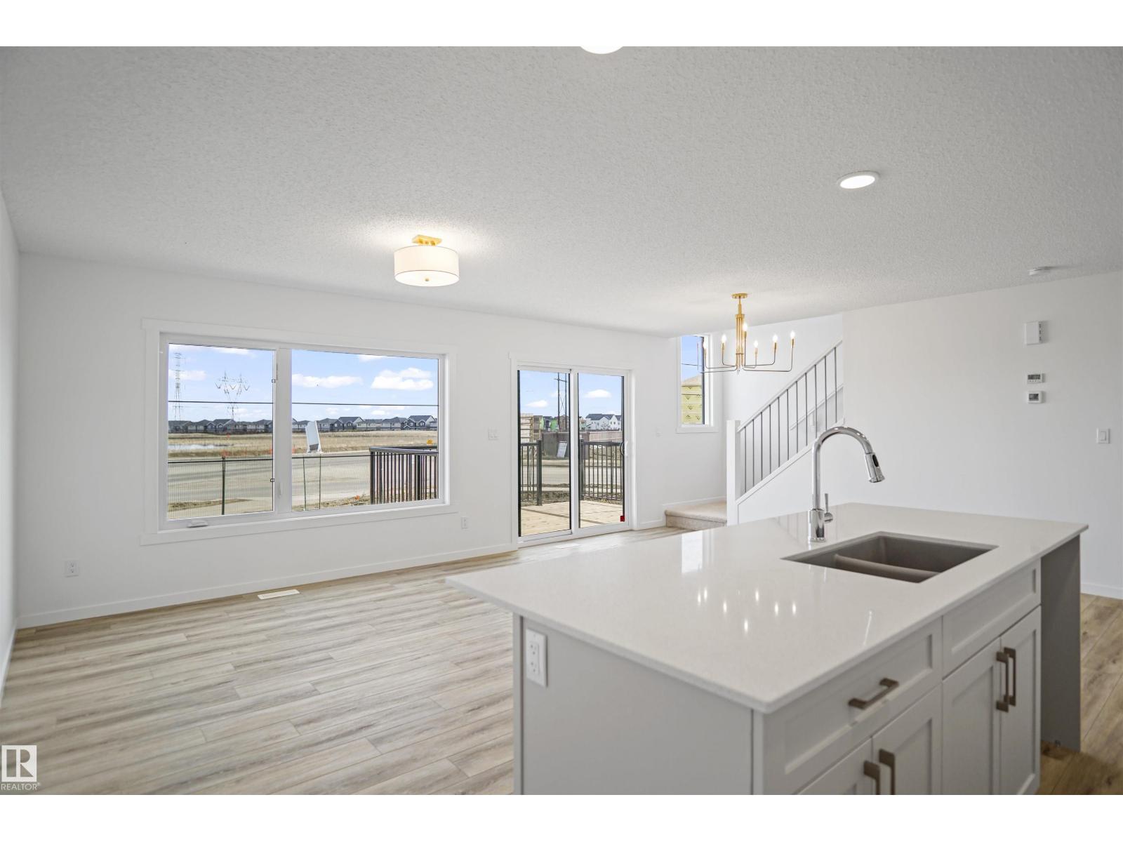 #19 19904 31 AV NW, Edmonton