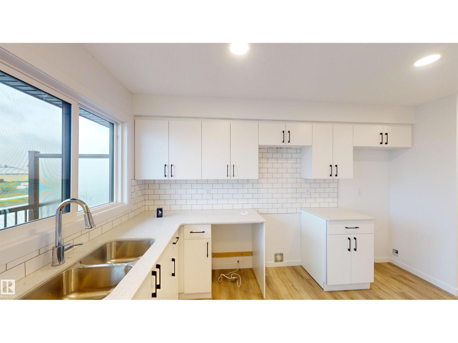 #6 29 Airport RD NW, Edmonton