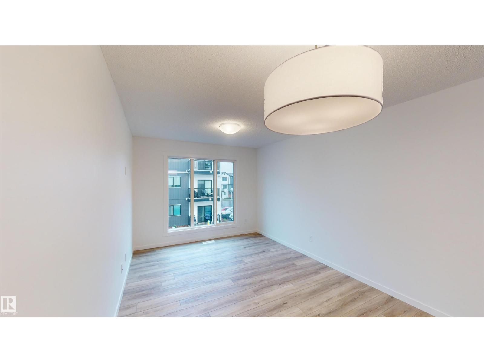 #6 29 Airport RD NW, Edmonton