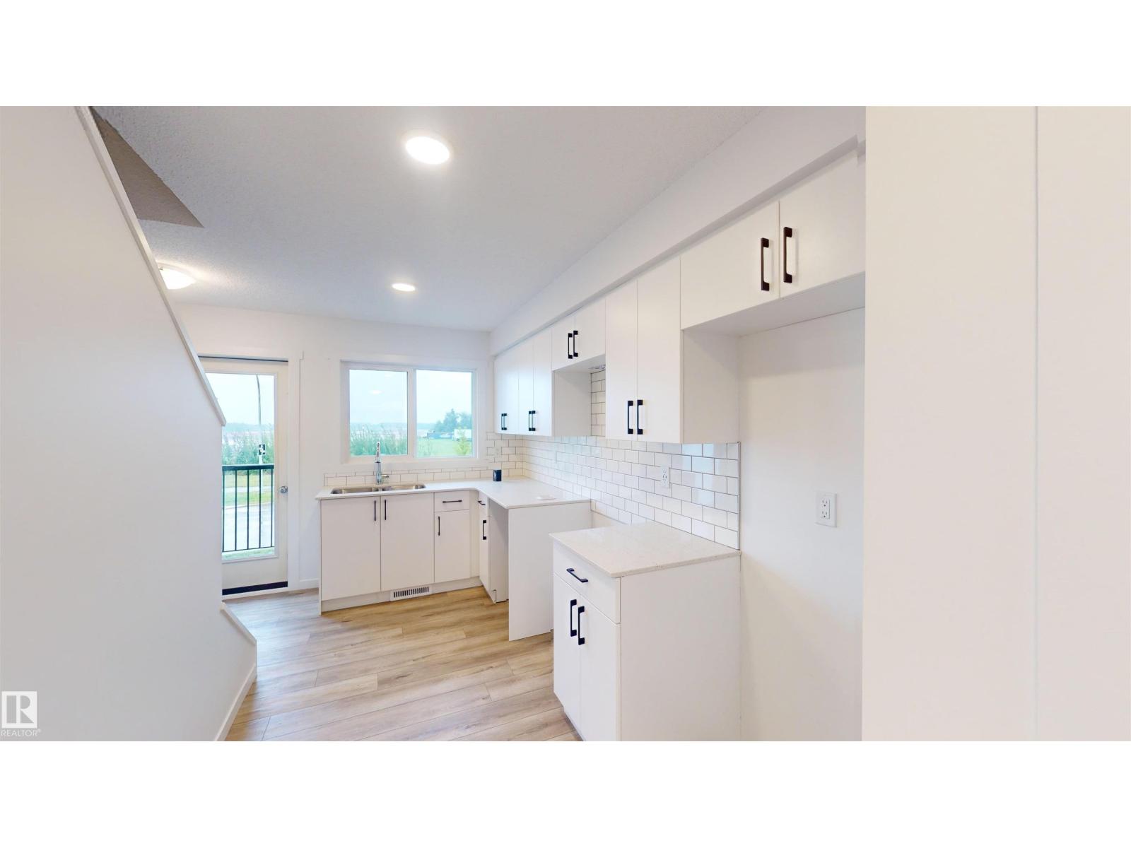 #6 29 Airport RD NW, Edmonton