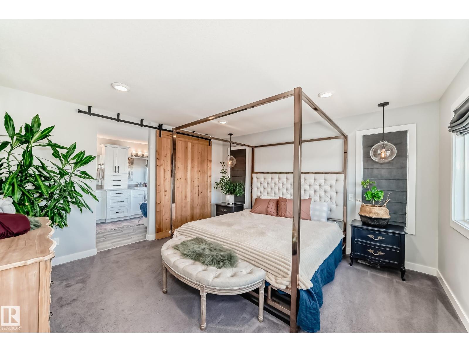 4004 6 AV SW, Edmonton