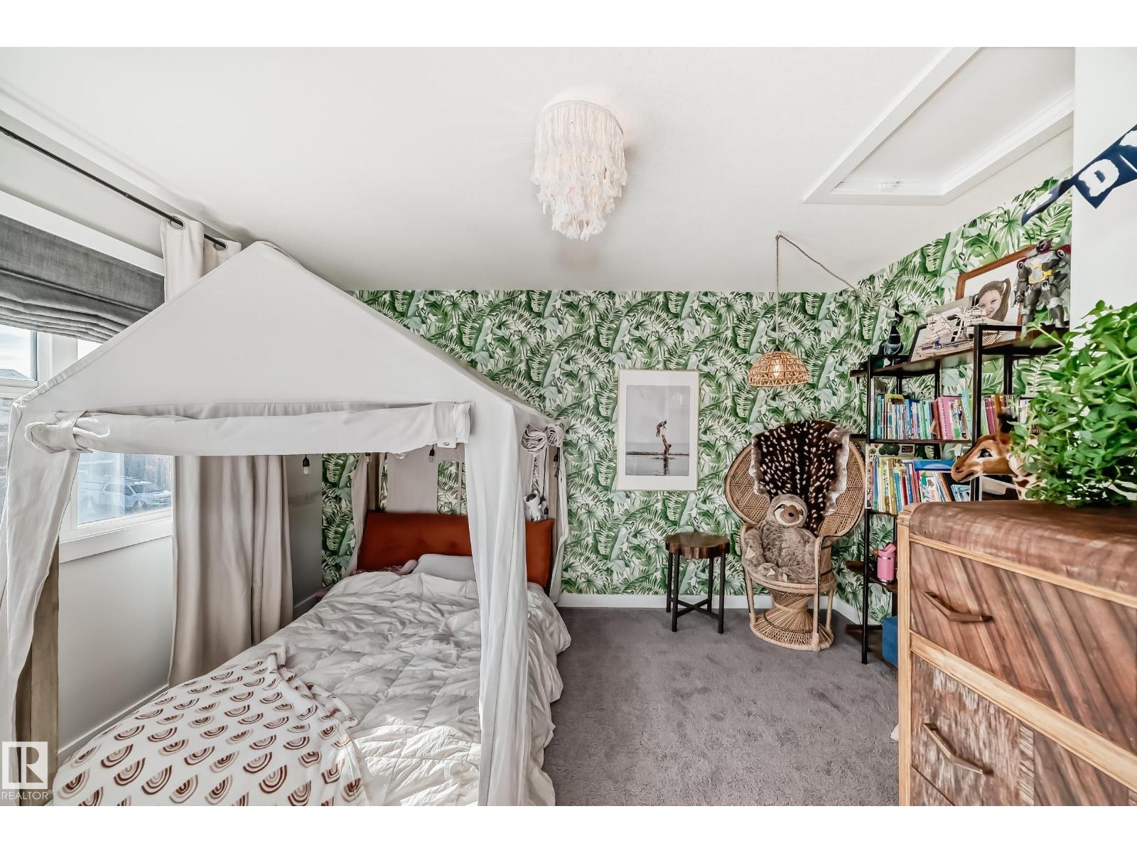 4004 6 AV SW, Edmonton