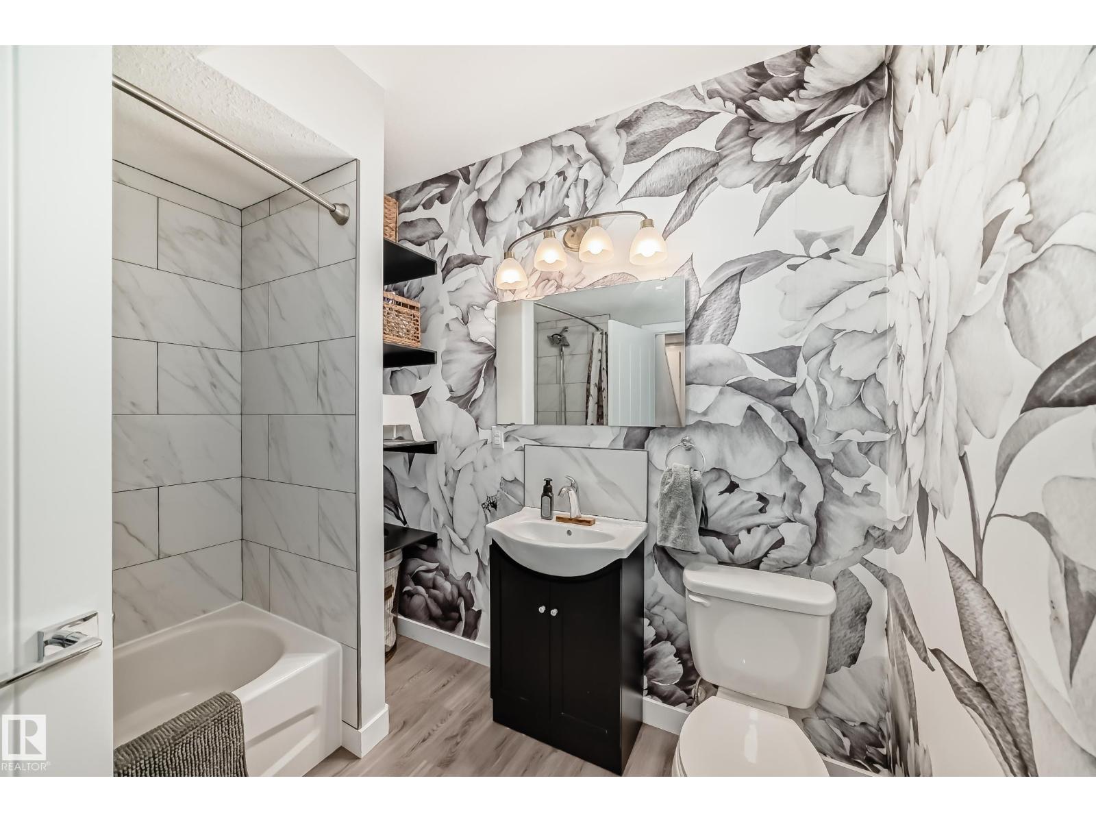 4004 6 AV SW, Edmonton