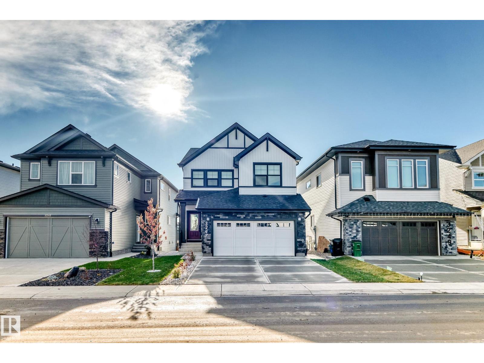 3247 CHERNOWSKI WY SW, Edmonton