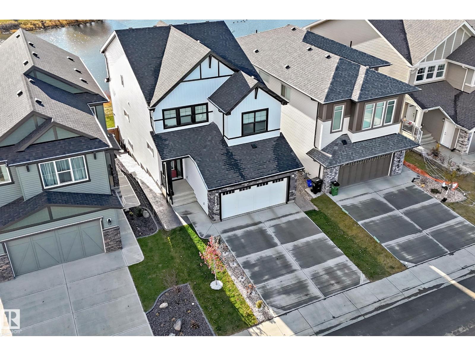 3247 CHERNOWSKI WY SW, Edmonton