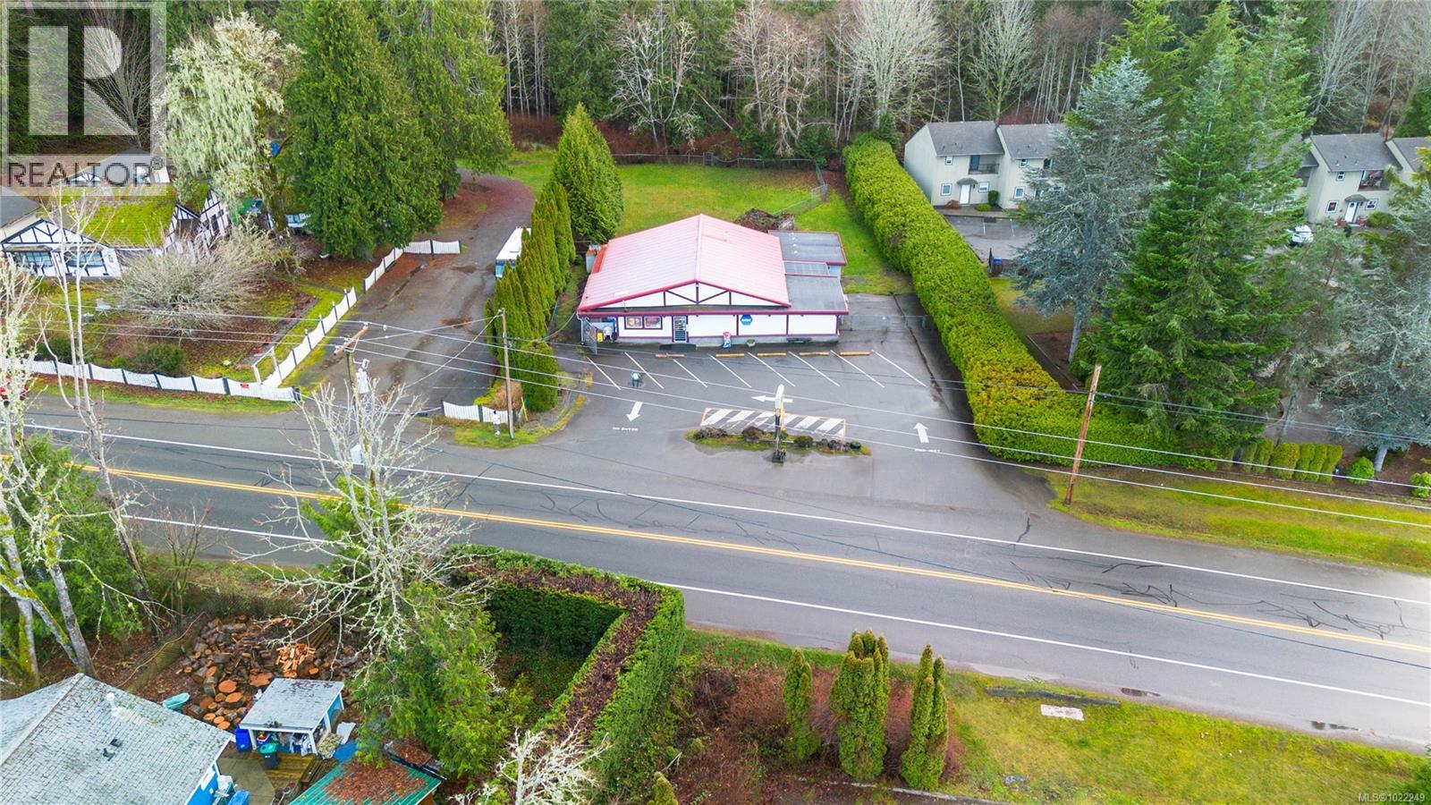 3346 ISLAND HWY W - 16