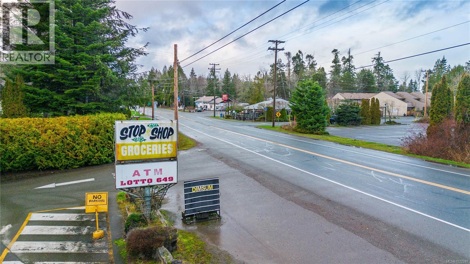 3346 ISLAND HWY W - 8