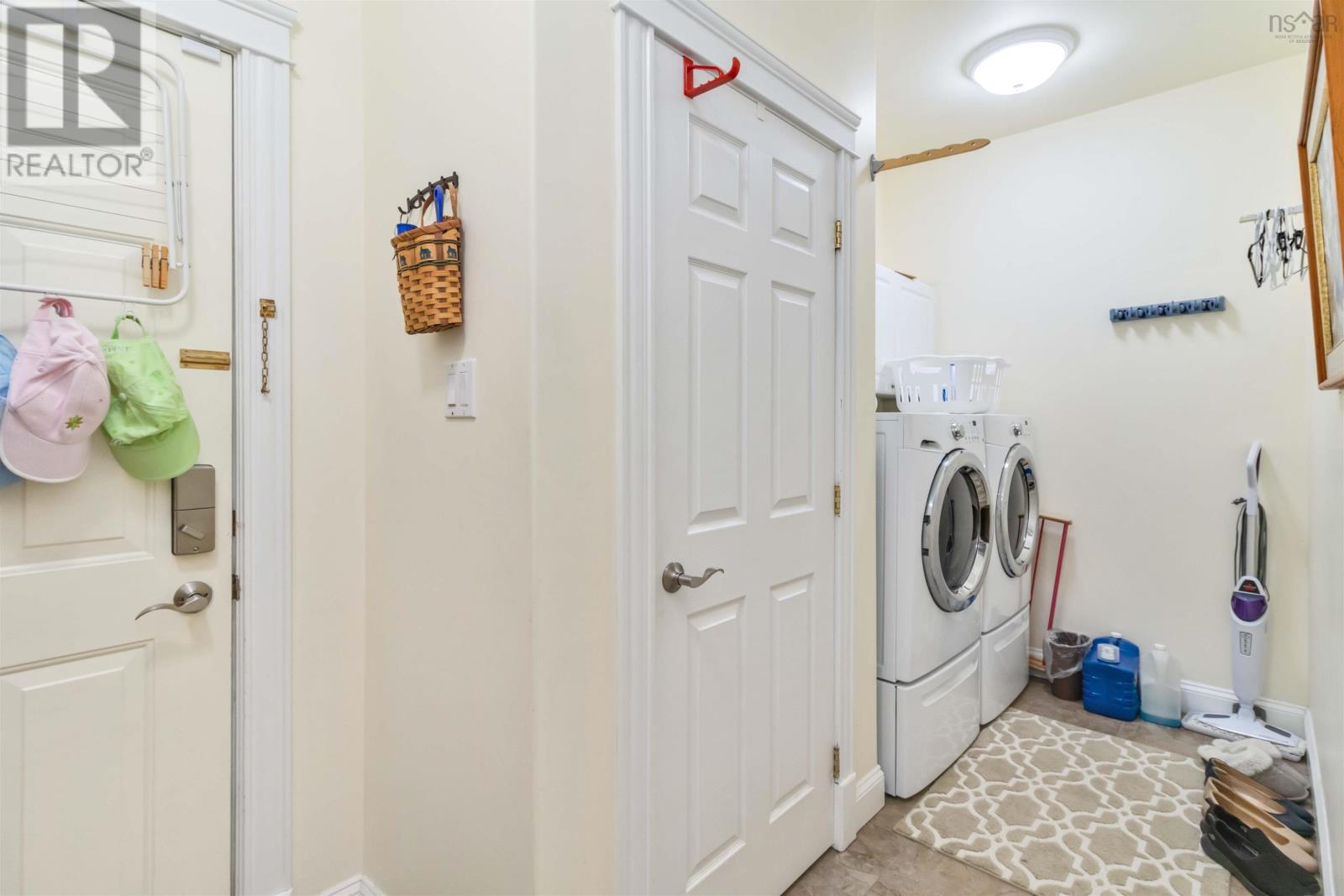 Property 20 of 52 of 34 Greenside Lane