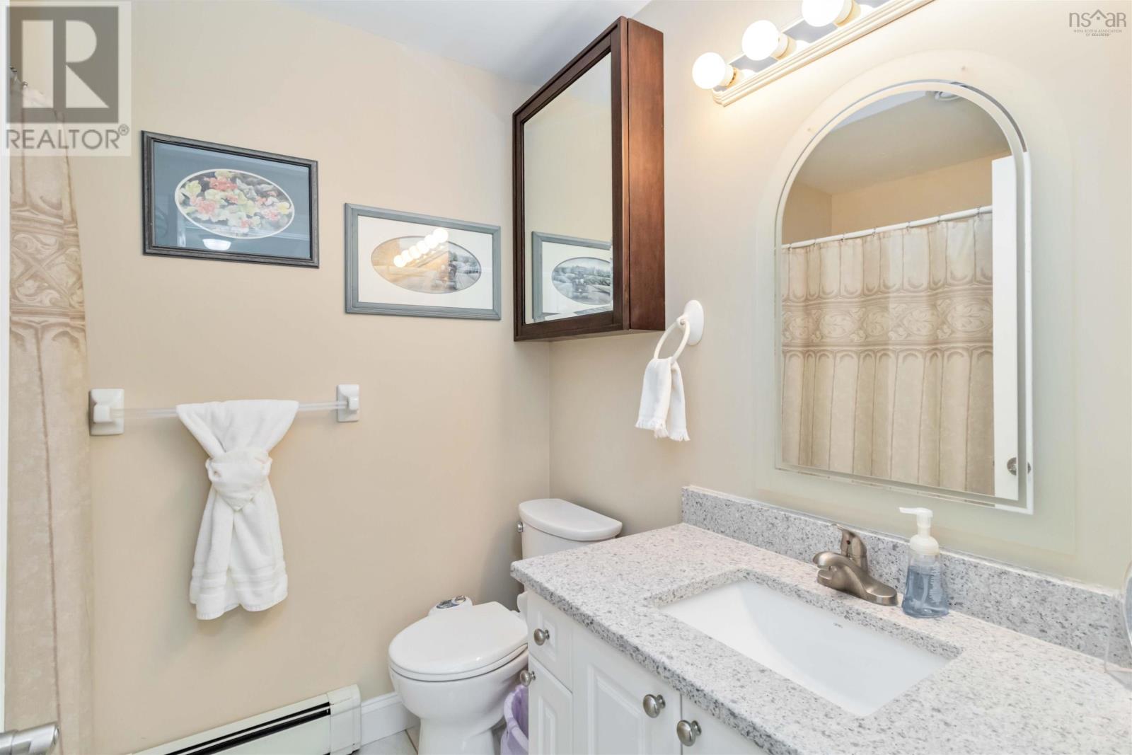 Property 29 of 52 of 34 Greenside Lane