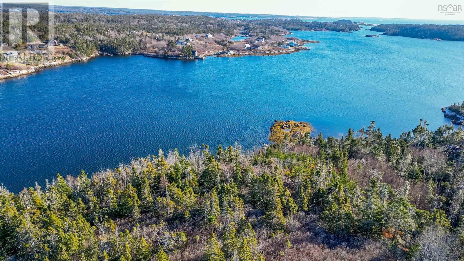 Property 7 of 11 of 2&3 Privateer Island