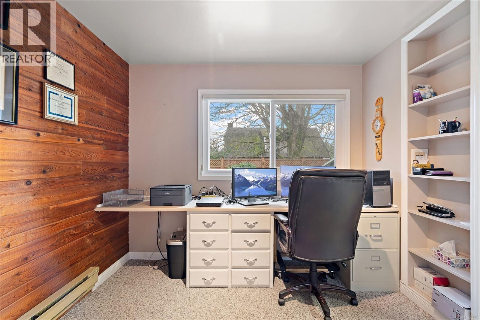 7719 Azurene Pl, Central Saanich