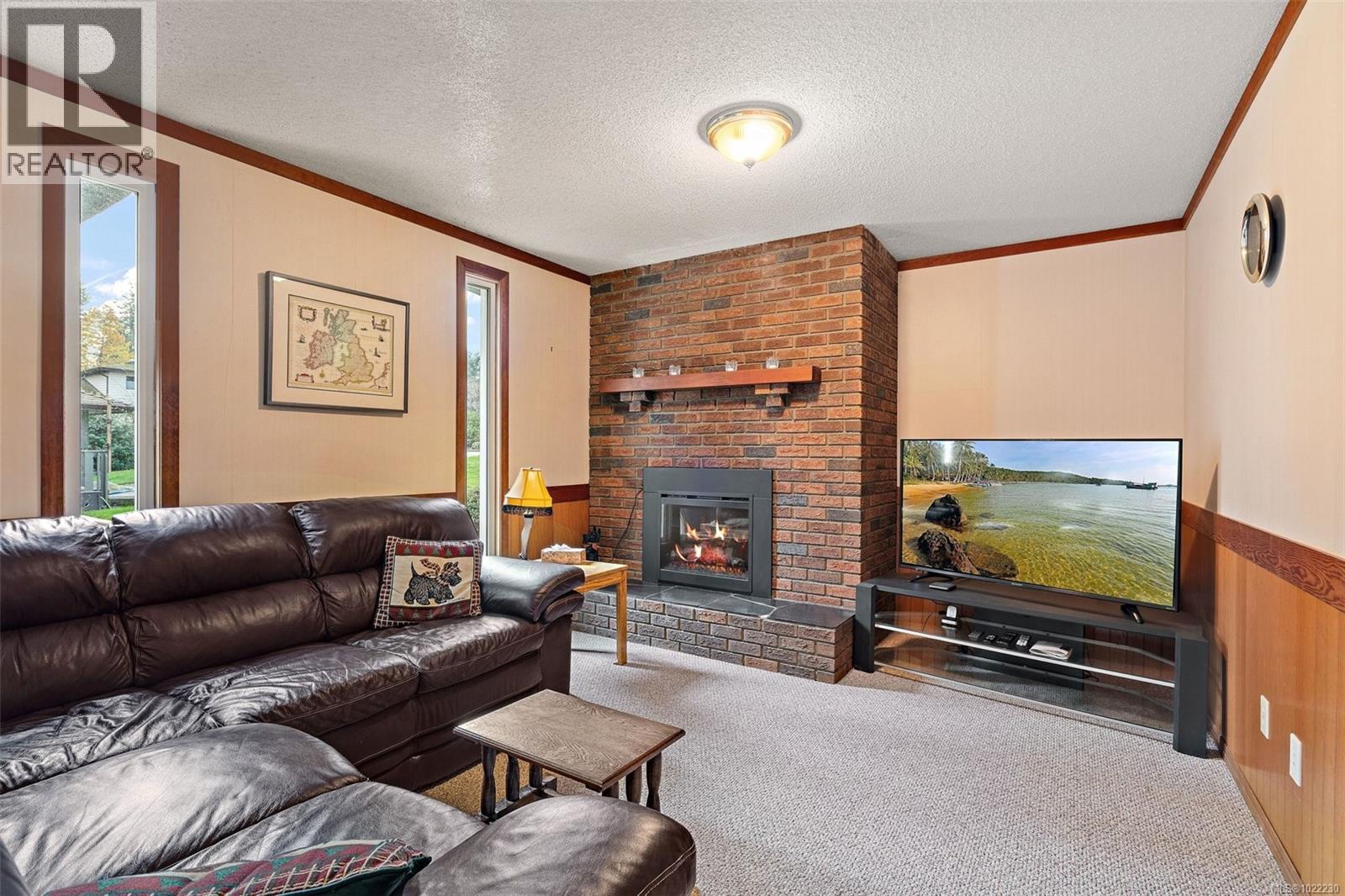 7719 Azurene Pl, Central Saanich