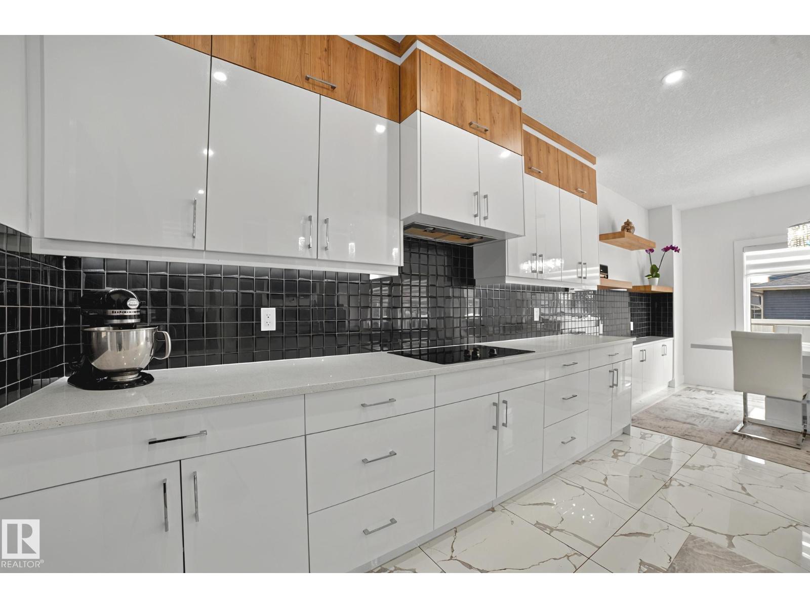 15023 15 ST NW, Edmonton