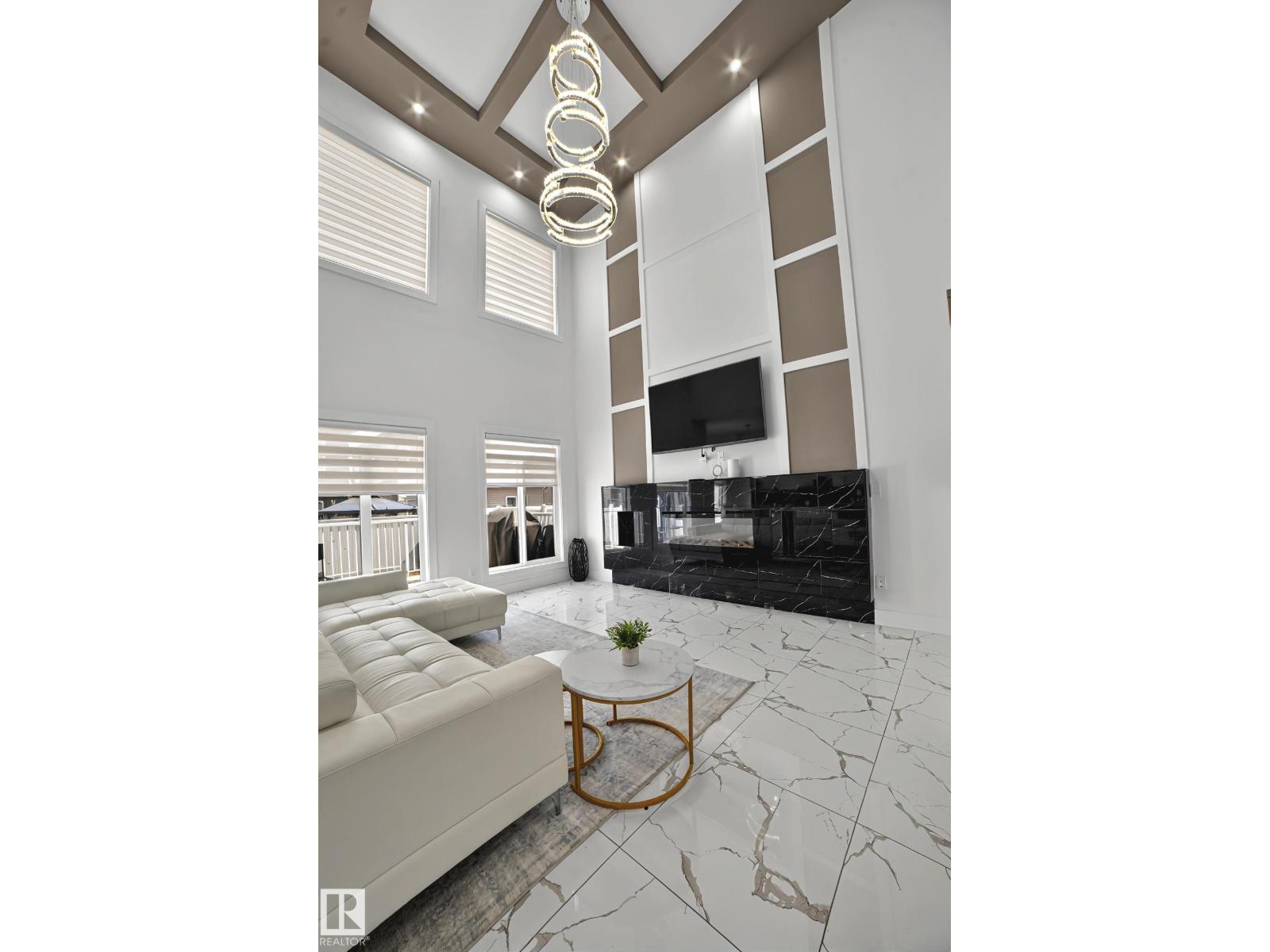 15023 15 ST NW, Edmonton