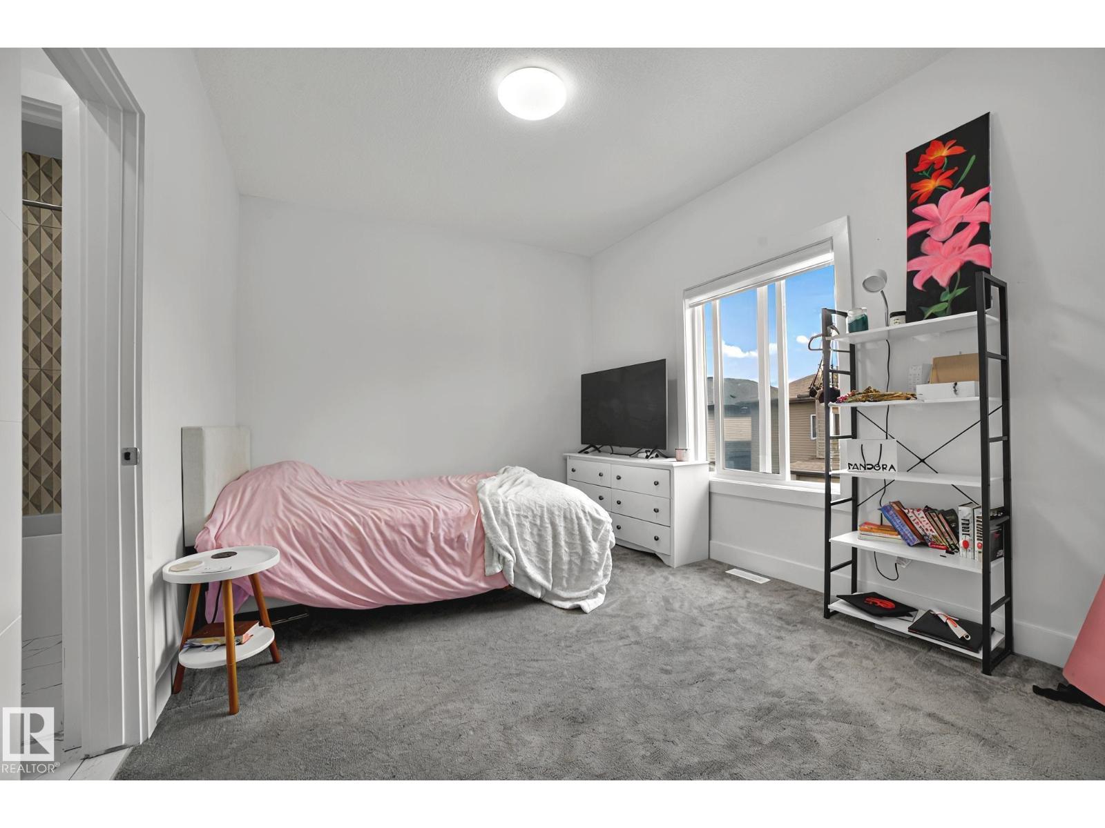 15023 15 ST NW, Edmonton