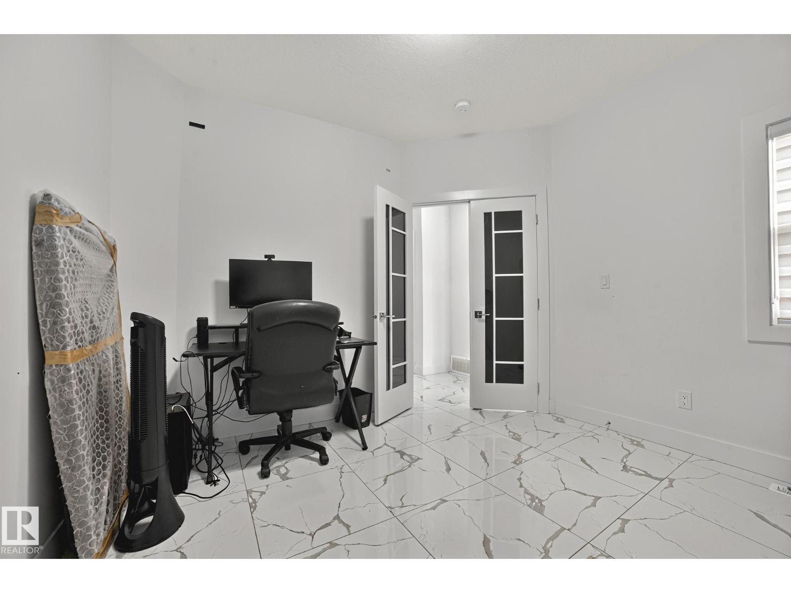 15023 15 ST NW, Edmonton