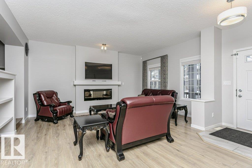 4027 CHAPPELLE GREEN GR SW, Edmonton