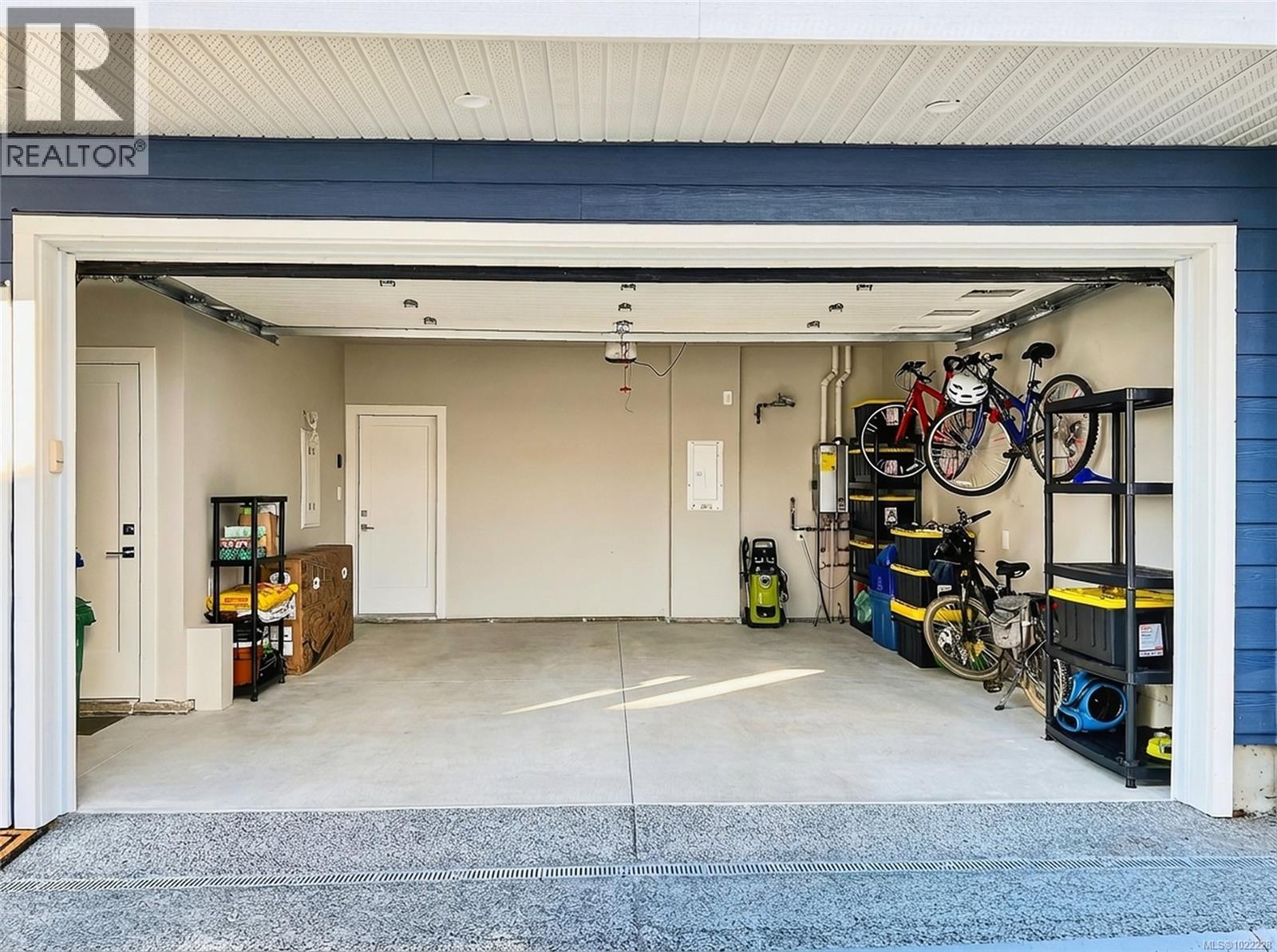 2727 Celestial Crt, Langford