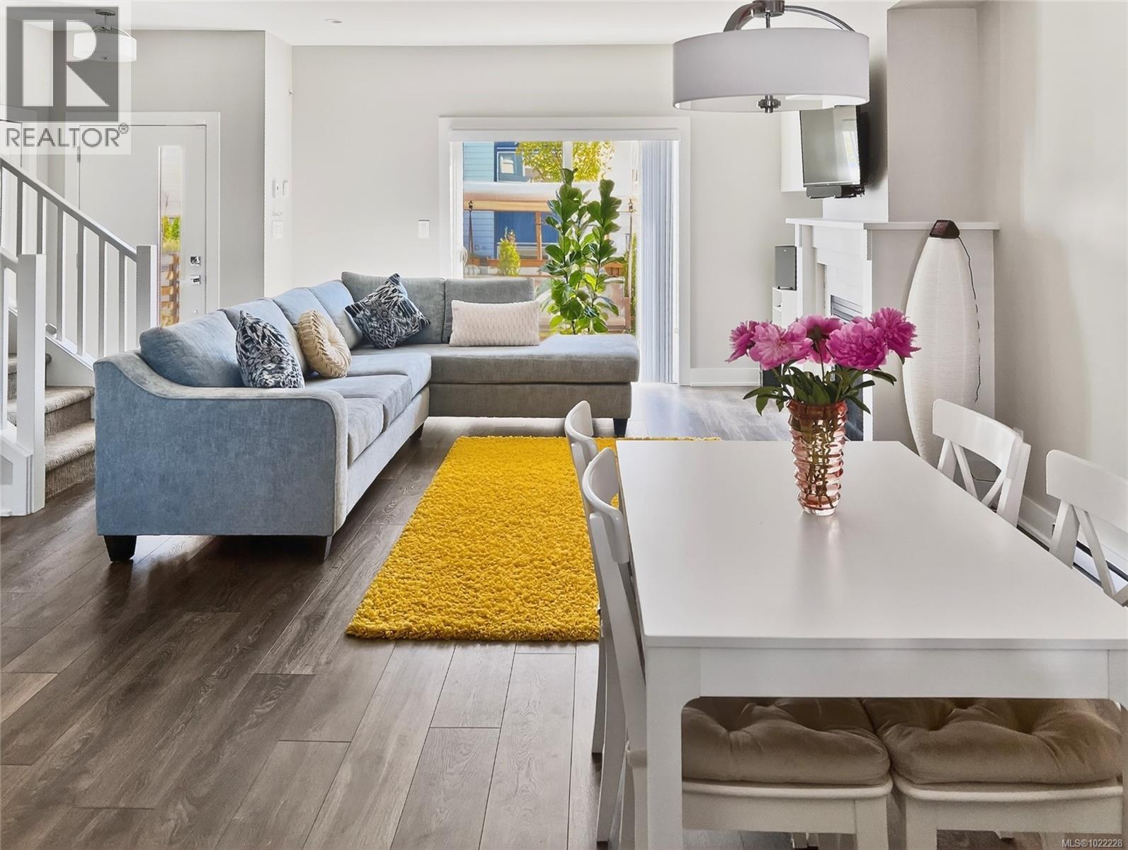 2727 Celestial Crt, Langford