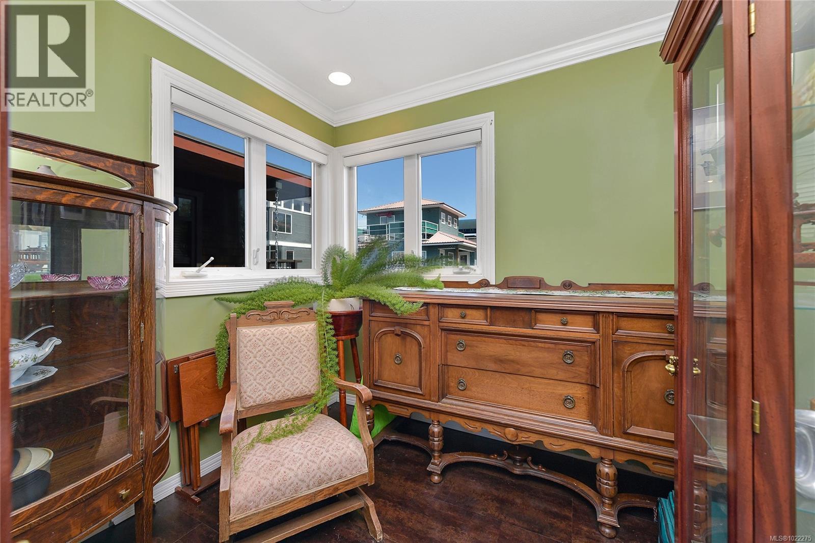 27 453 Head Street, Esquimalt