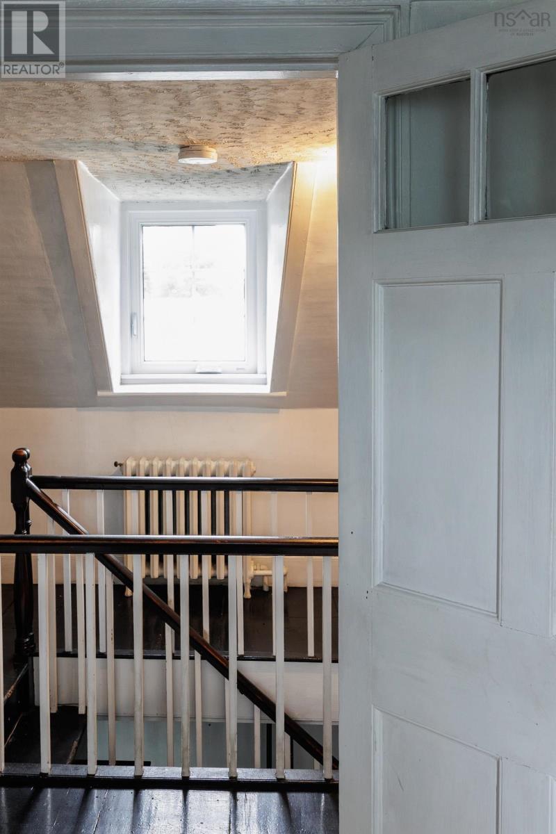 Property 34 of 49 of 29 Willow Street