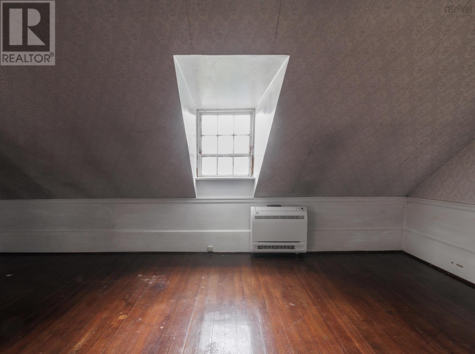 Property 45 of 49 of 29 Willow Street