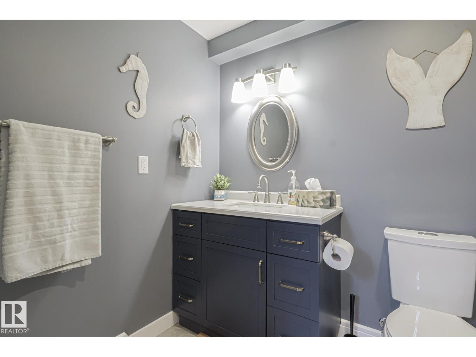 Single Family House Bungalow for Sale in  Bellevue CR St. Albert 