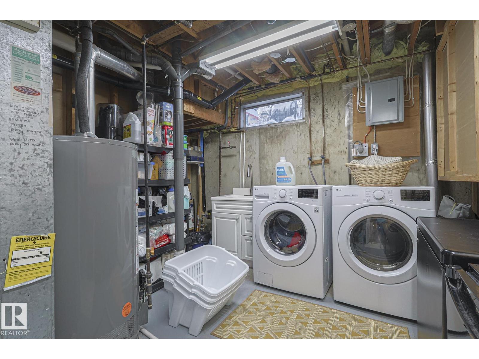 Single Family House Bungalow for Sale in  Bellevue CR St. Albert 