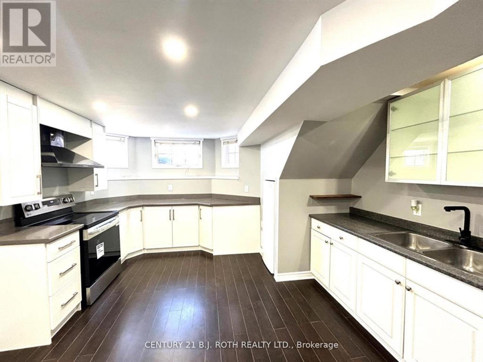 LOWER - 140 MONIQUE CRESCENT - Photo 4 of 14, Barrie (East Bayfield), Ontario