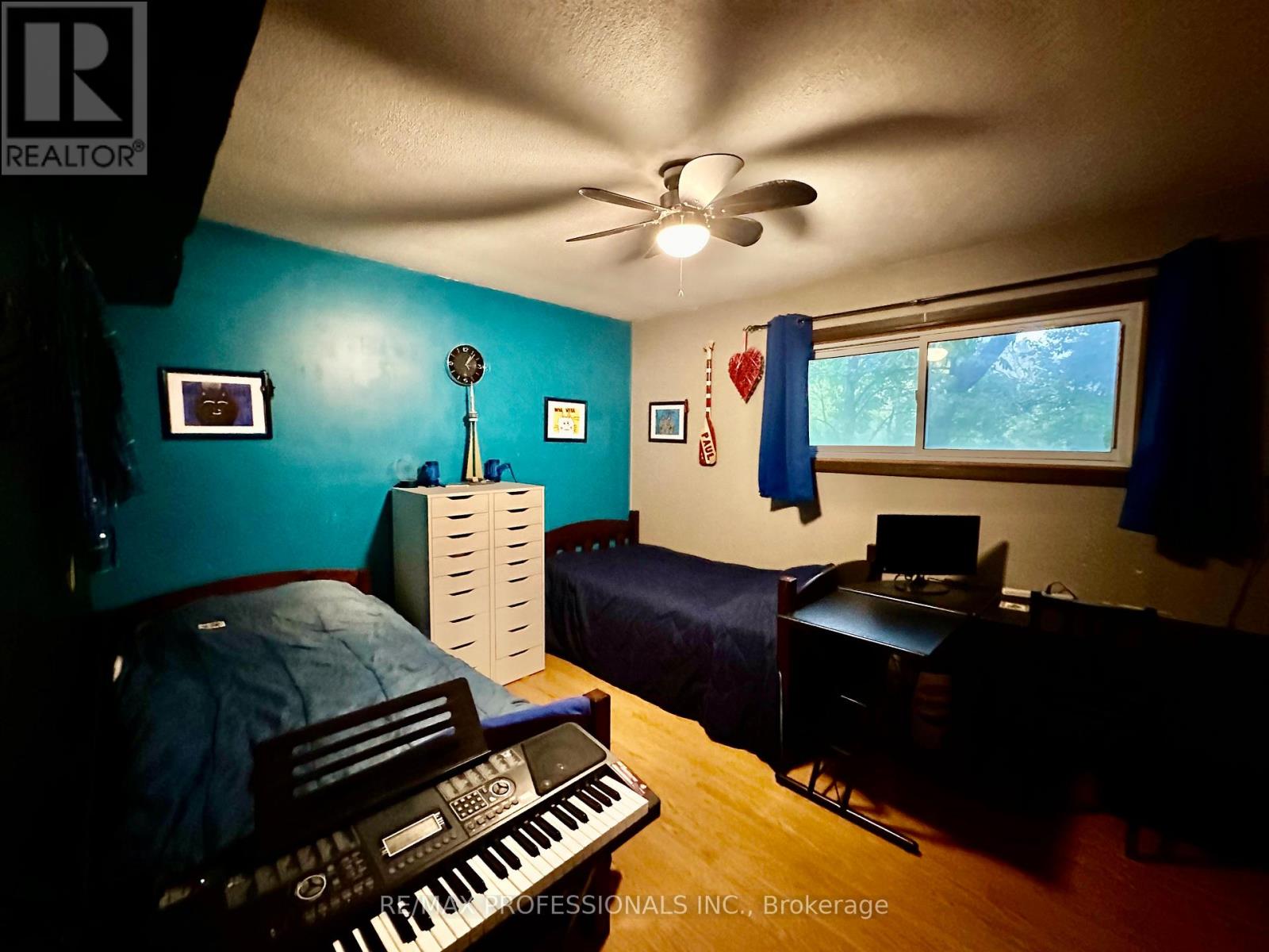 13958 TRAFALGAR ROAD - 10