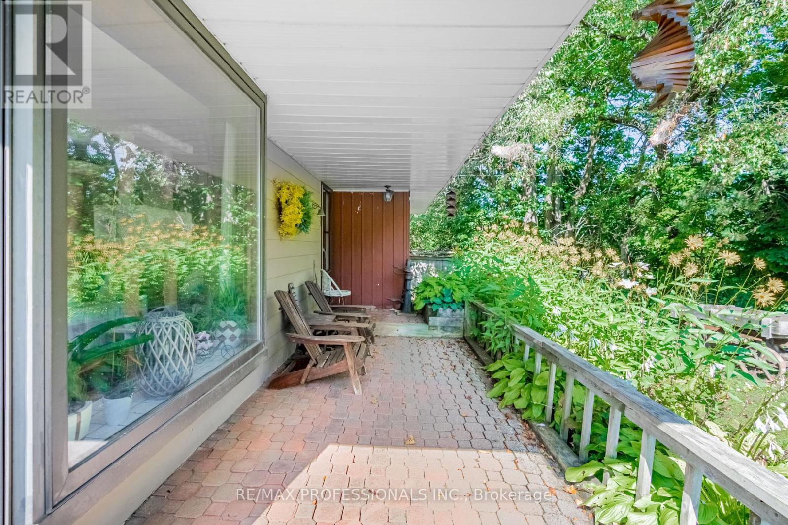 13958 TRAFALGAR ROAD - 18
