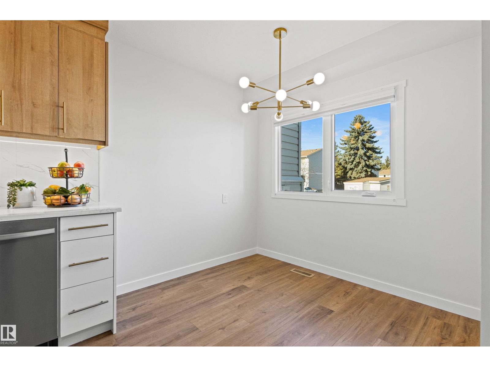 2935 109 ST NW, Edmonton