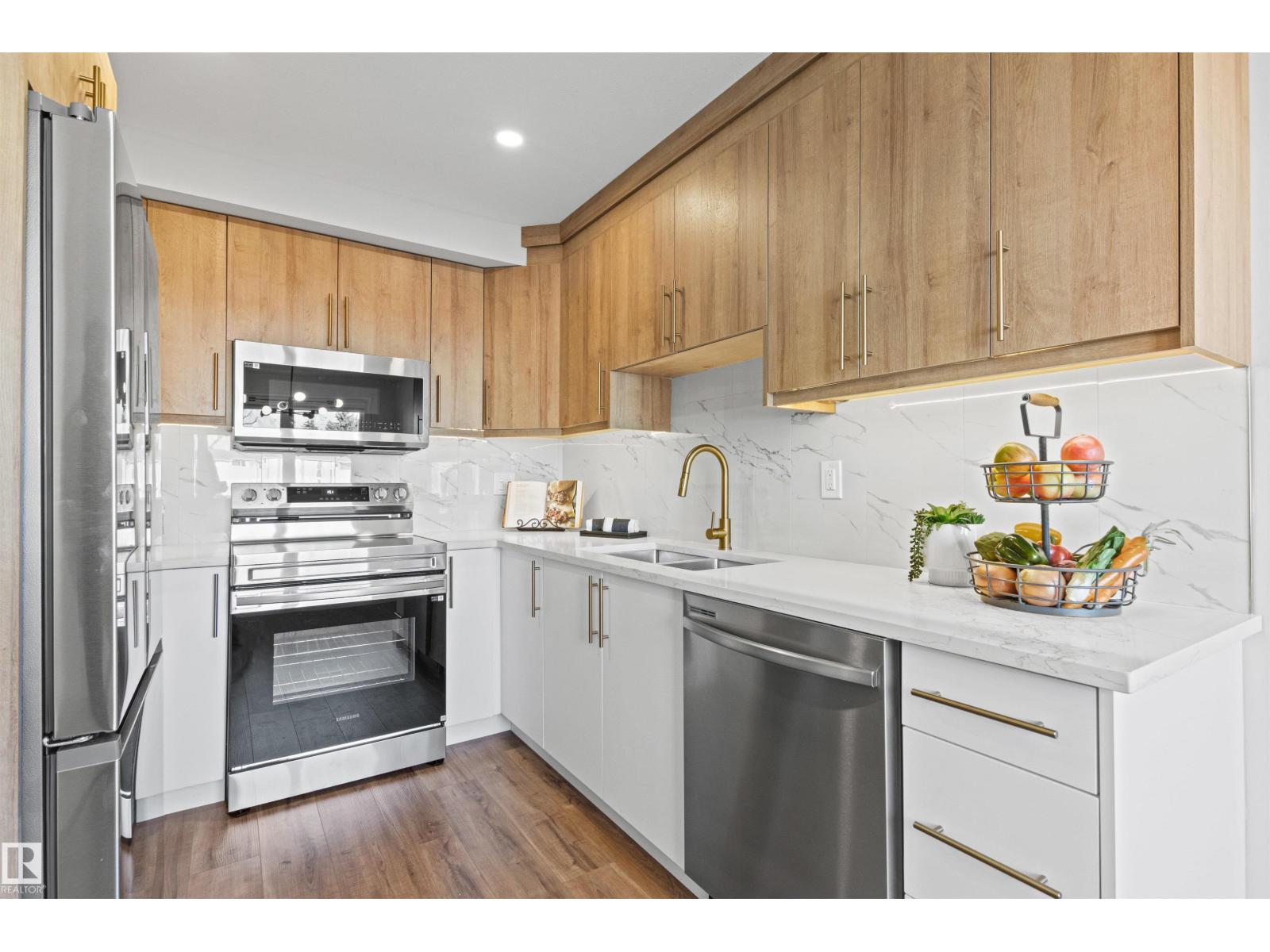 2935 109 ST NW, Edmonton