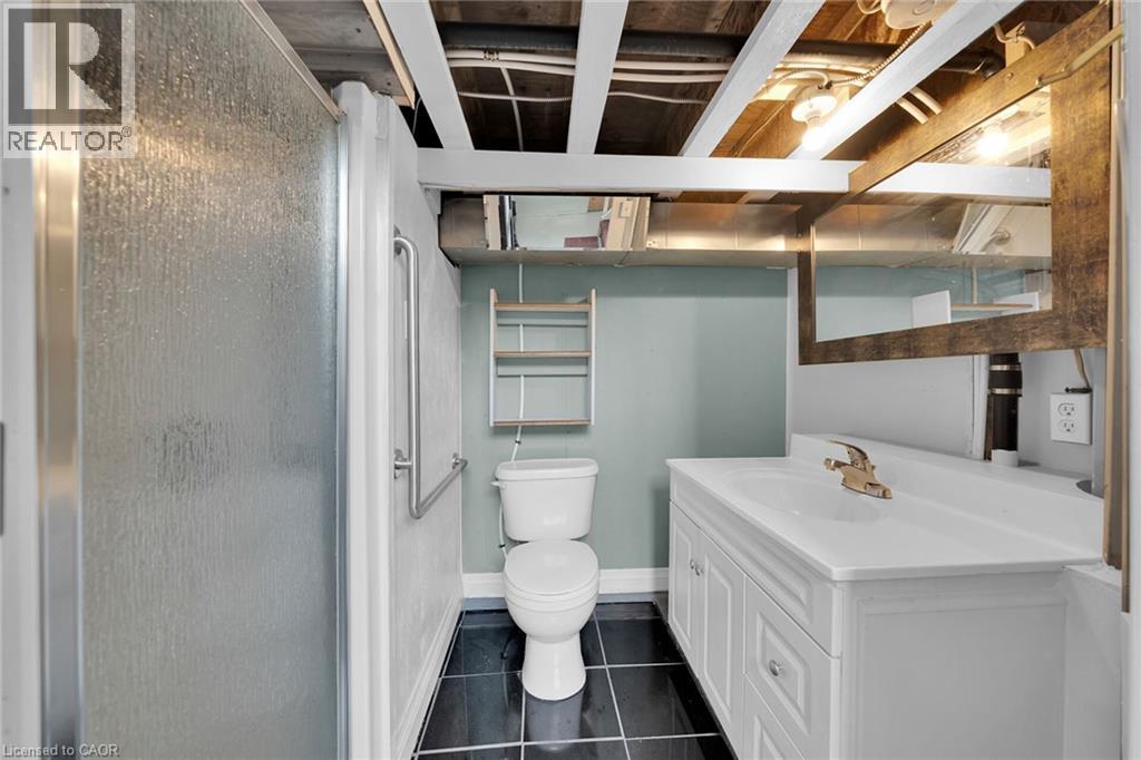550 BEACH BOULEVARD - 34