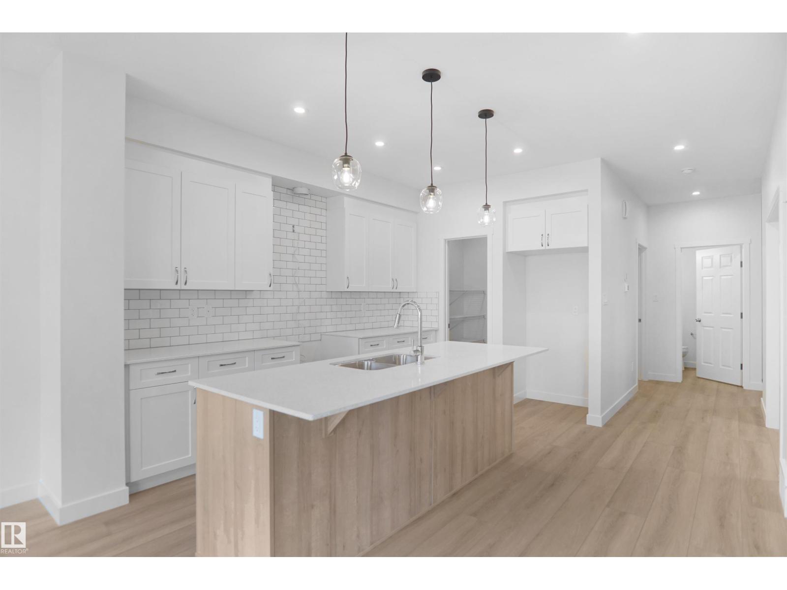 2237 194A ST NW - 14