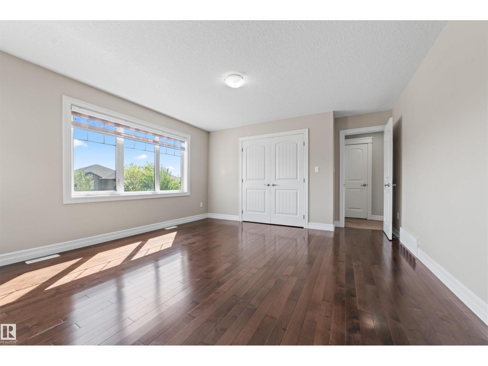 1721 ADAMSON CR SW, Edmonton