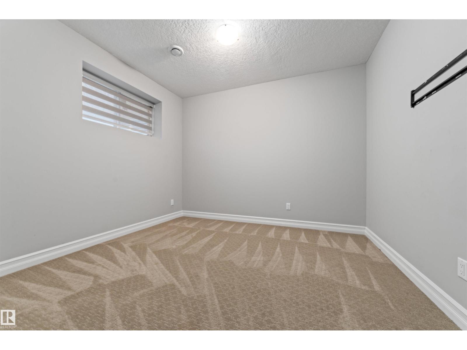 1721 ADAMSON CR SW, Edmonton