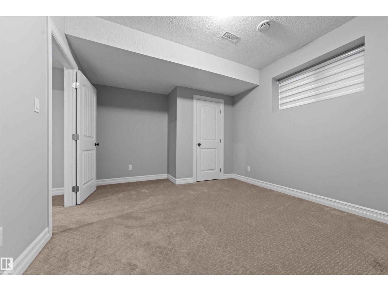 1721 ADAMSON CR SW, Edmonton