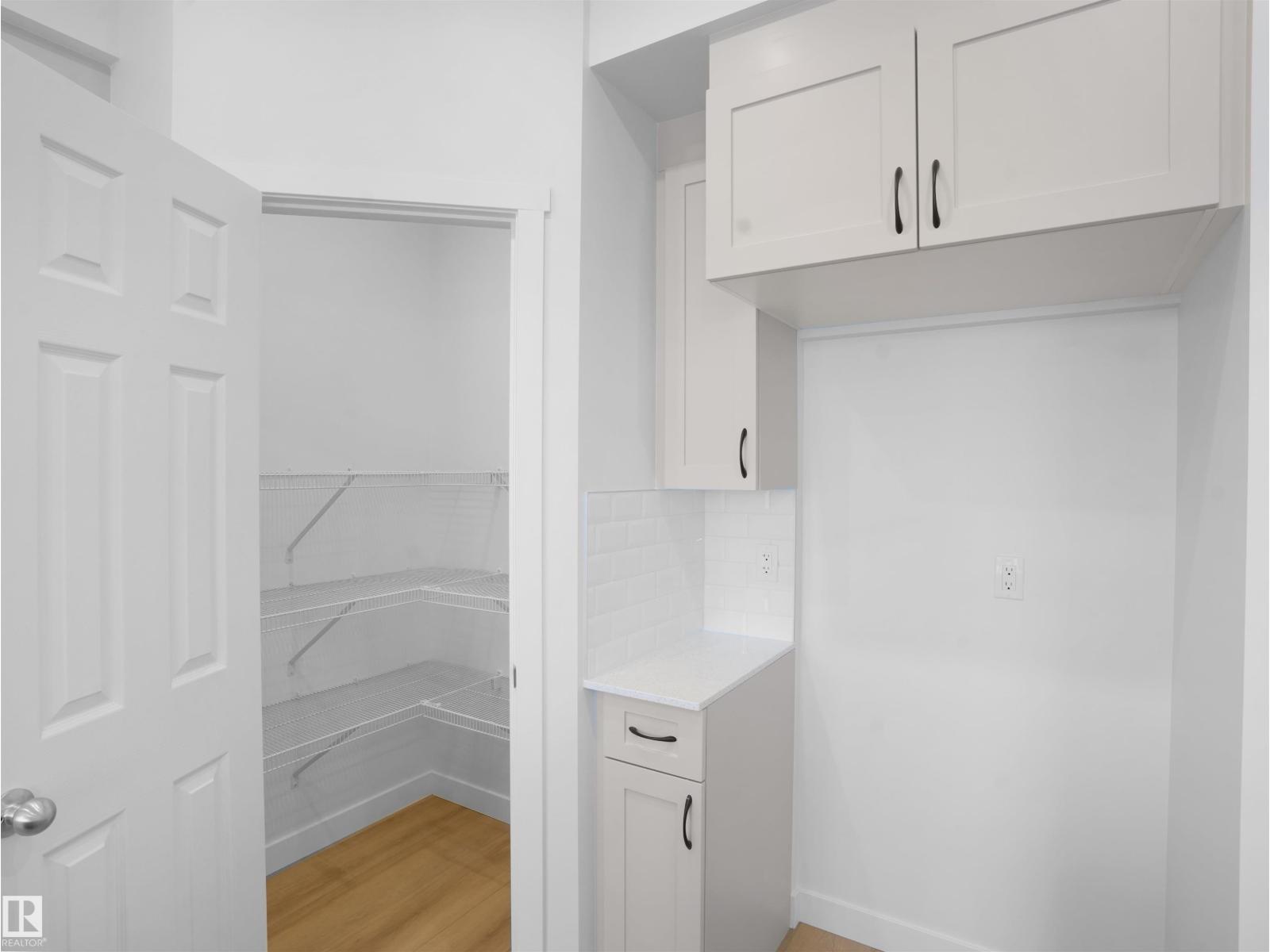 9734 Carson PL SW, Edmonton