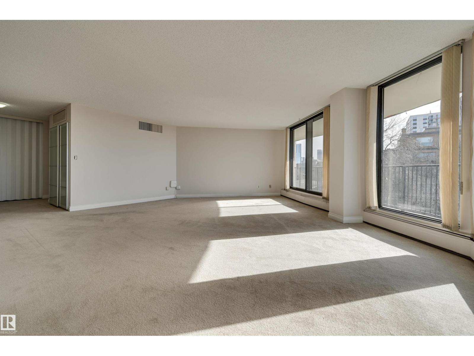 #502 11710 100 AV NW, Edmonton