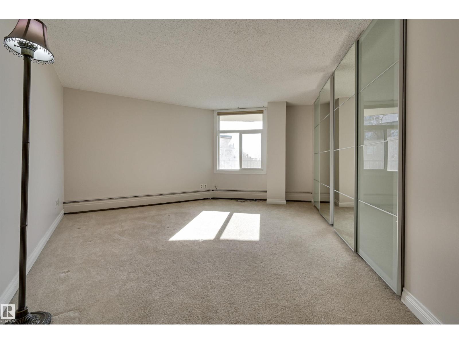 #502 11710 100 AV NW, Edmonton