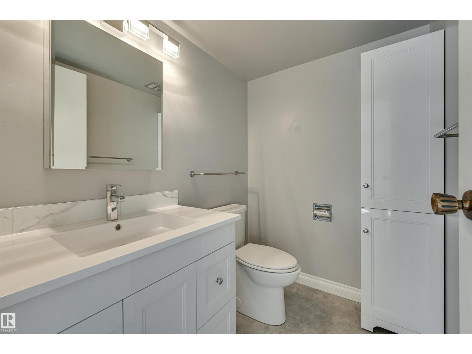 #502 11710 100 AV NW, Edmonton