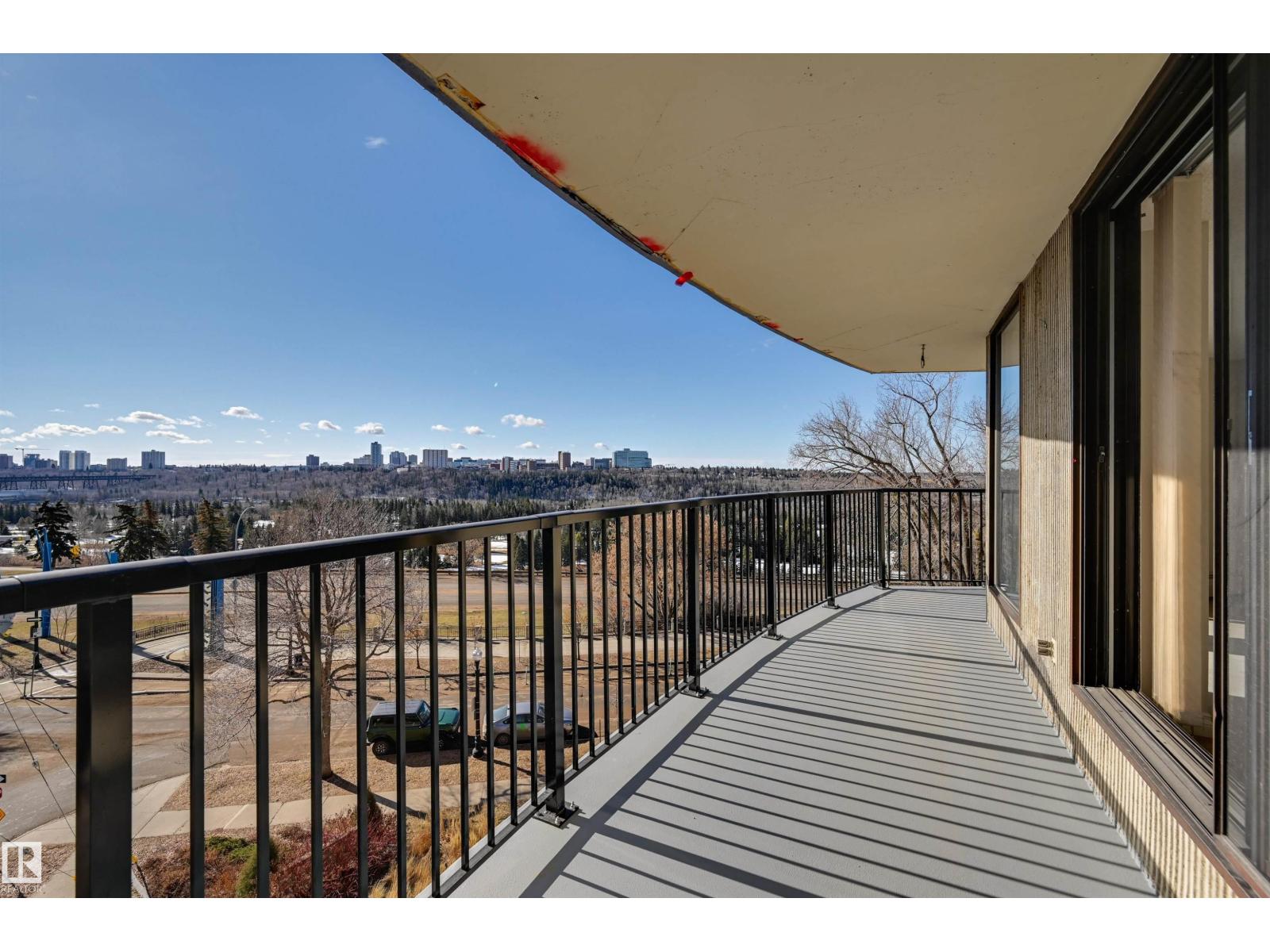 #502 11710 100 AV NW, Edmonton