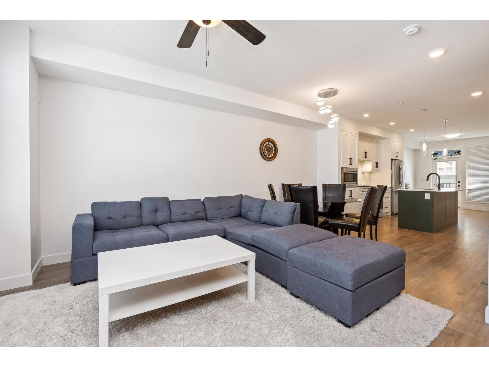 19 21688 52 AVENUE, Langley