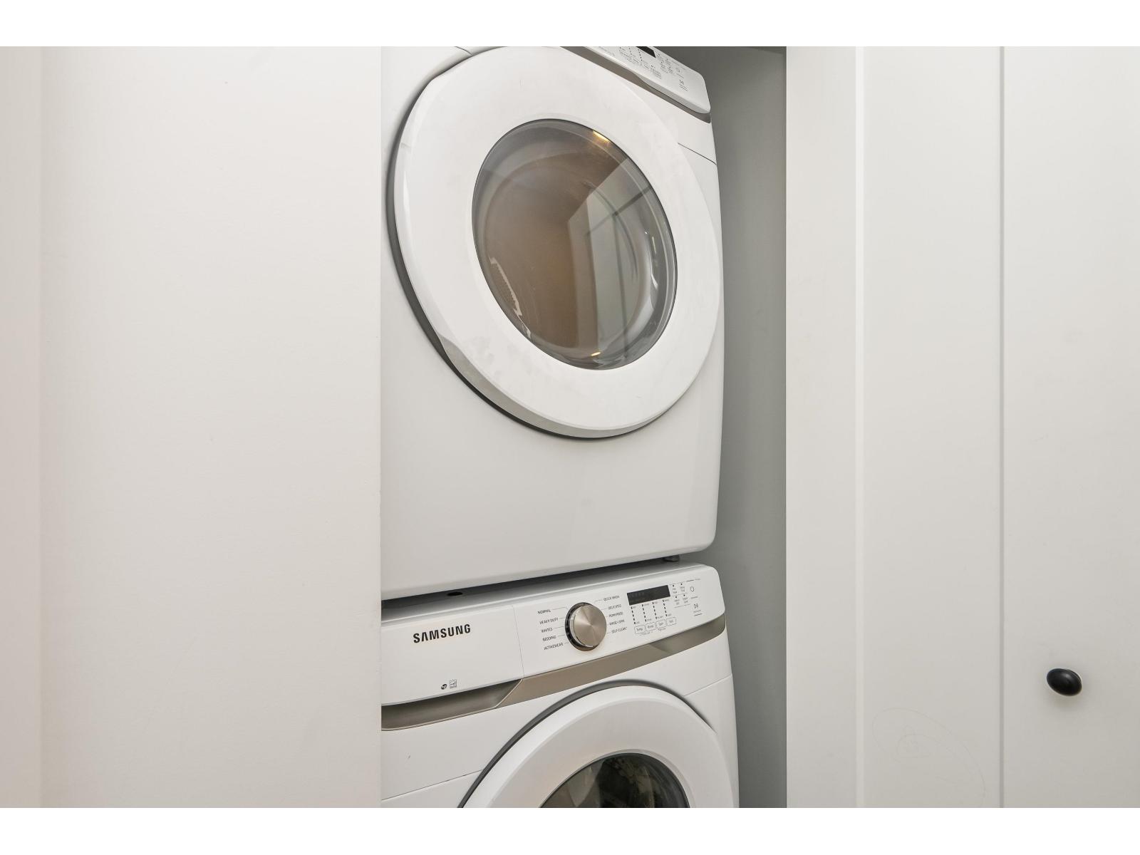 19 21688 52 AVENUE, Langley