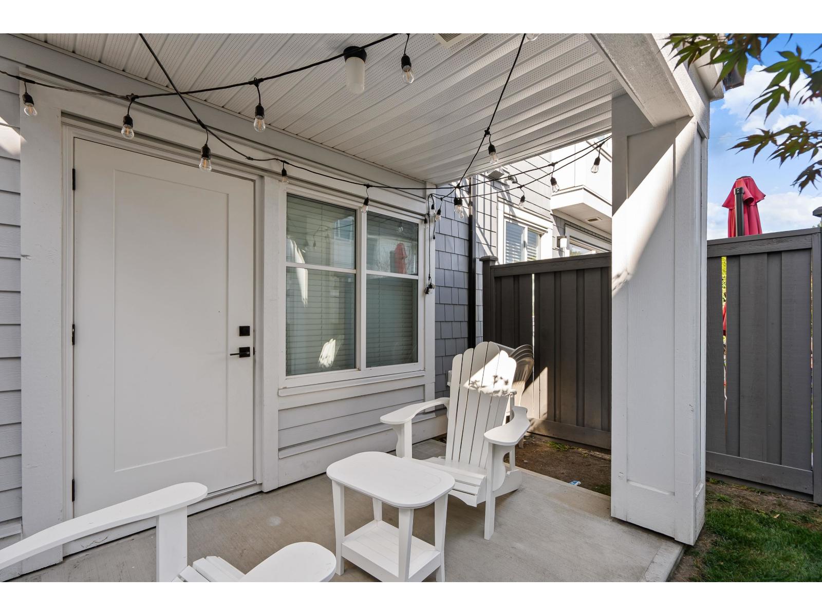 19 21688 52 AVENUE, Langley