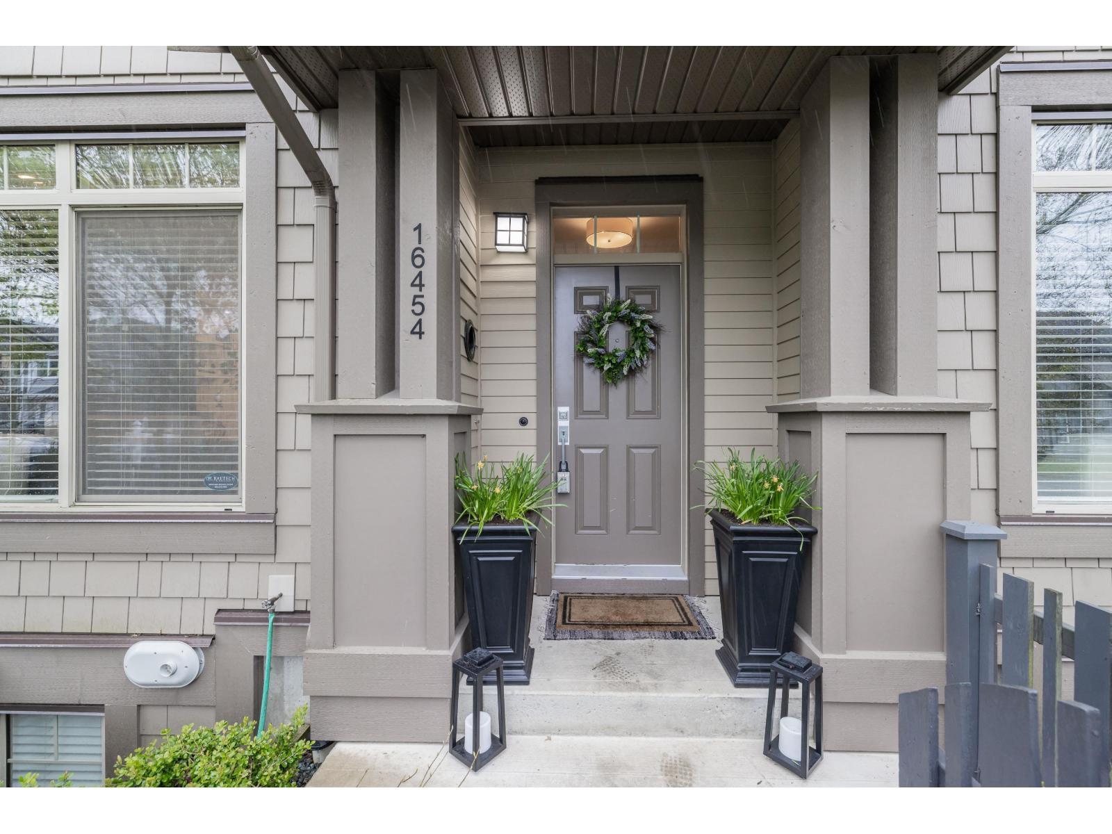 16454 25 AVENUE, Surrey