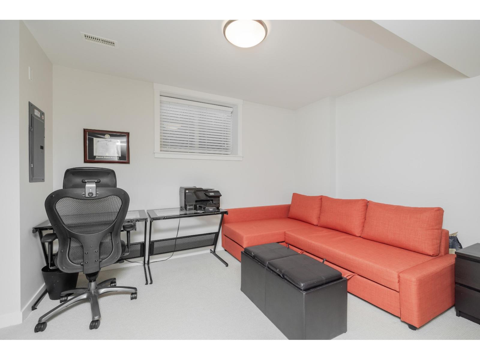 16454 25 AVENUE, Surrey