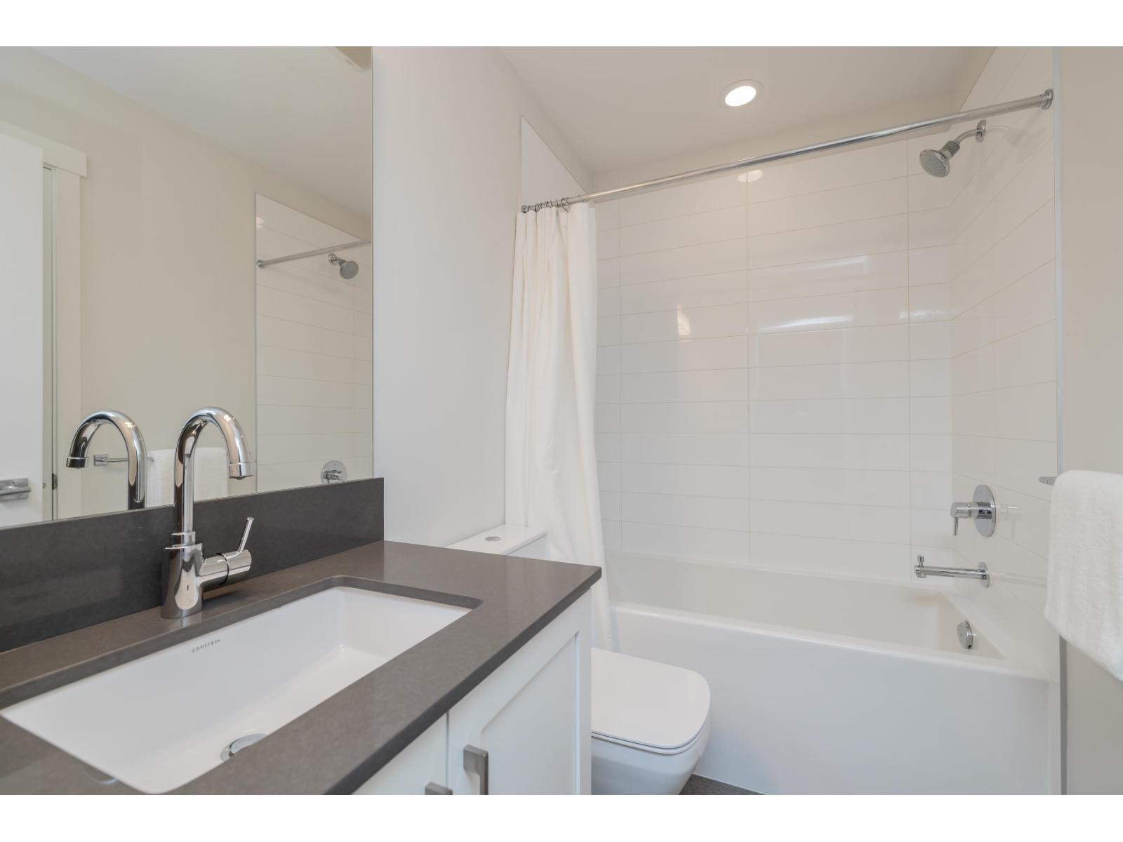 16454 25 AVENUE, Surrey